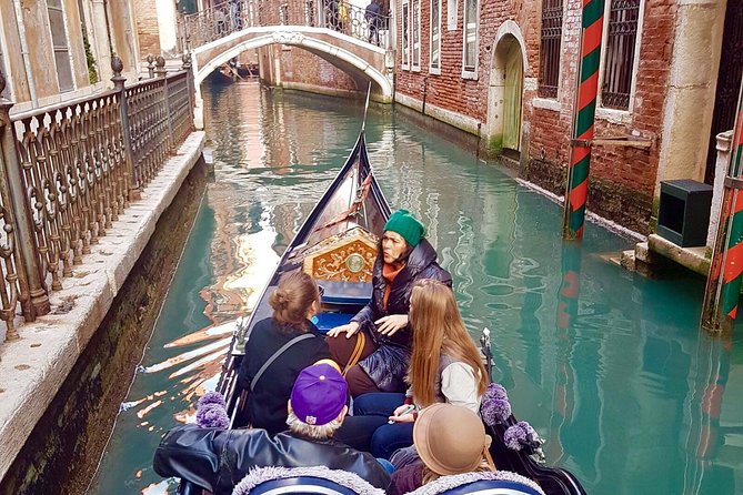 Venice: 30 min private Gondola Ride with Guide - A few practical tips to protect your 30 minutes