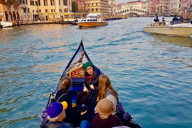 Venice: 30 min private Gondola Ride with Guide - Landmarks you’ll pass: Accademia Bridge, Ca’ d’Oro, Rialto and the Grand Canal classics