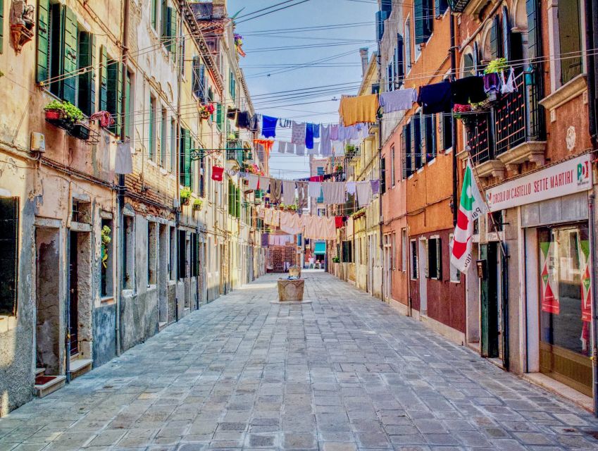 Venice: 4-Hour City Tour with Doge's Palace & Basilica Visit - Tickets, Headsets, and Extending the Day with Correr Museum