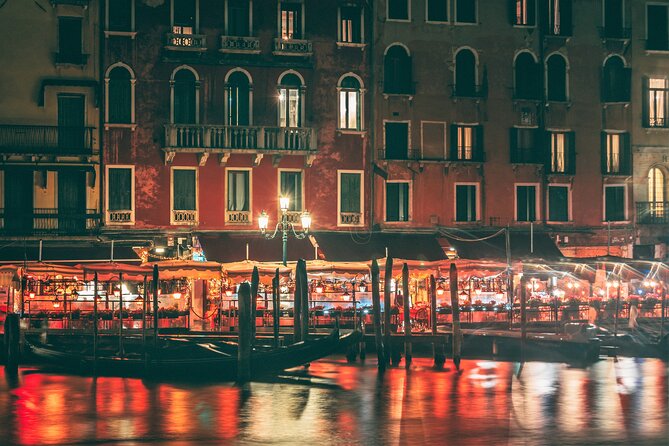 Venice by Night: Highlights & Hidden Gems Tour - Timing: Why 19:30 and 21:30 Change the Whole Feel