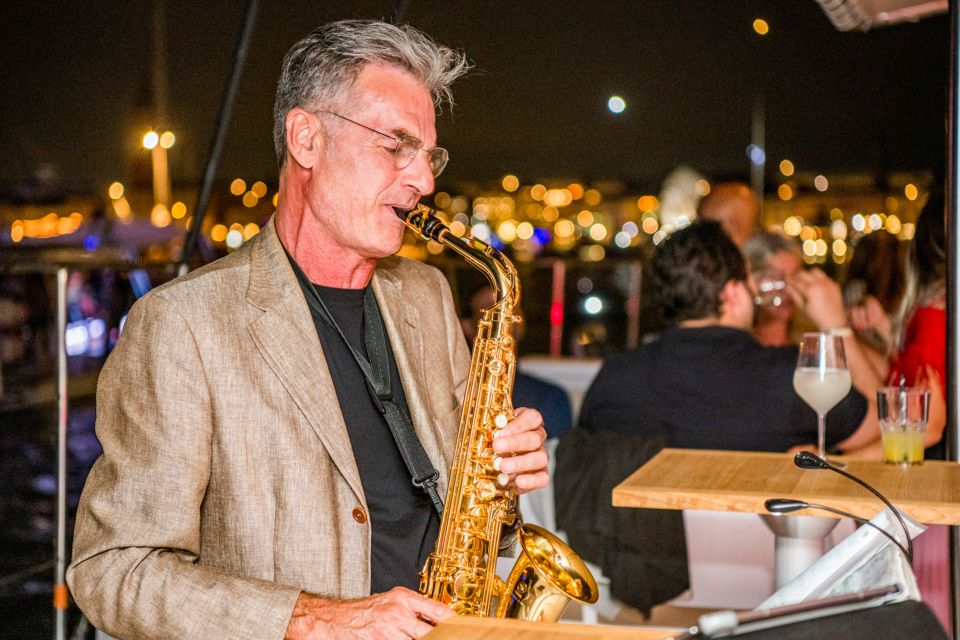 Venice: Catamaran Sunset Jazz Cruise with Aperitivo - Sunset jazz on a catamaran: what makes this cruise work