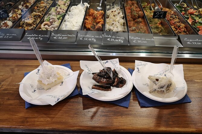 Venice Cicchetti, Spritz and Wine Tour with a Local Guide - Walking route in 2 hours: Ghetto to Cannaregio to wine bar