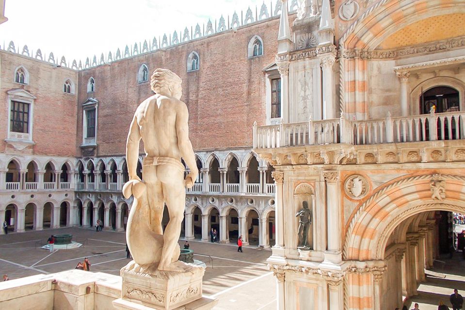 Venice: Doge's Palace and St. Mark's Basilica Tour - Doge’s Palace grand halls: where power shows its face