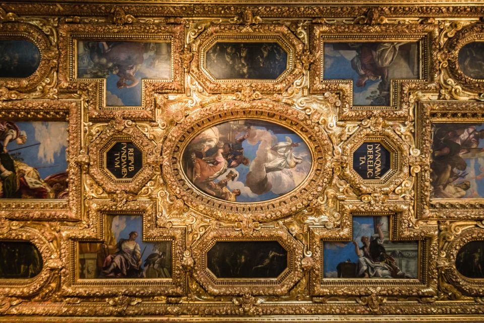 Venice: Doge's Palace Skip-the-Line Ticket with Guidebook - Timing Tips That Save Your Feet