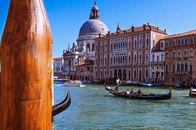 Venice Gondola Experience - Who should book this shared gondola, and who should skip