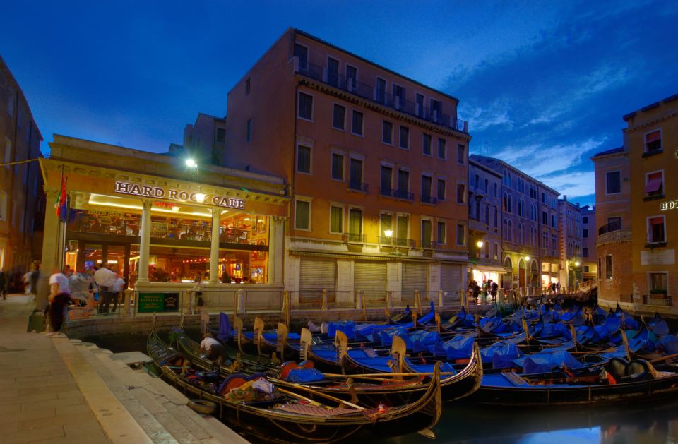 Venice: Hard Rock Cafe with Set Menu for Lunch or Dinner - Key things to know before you go