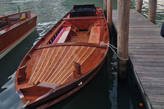 Venice Lagoon Tour with Historic Venetian Boat - Language, Group Style, and the Private Advantage