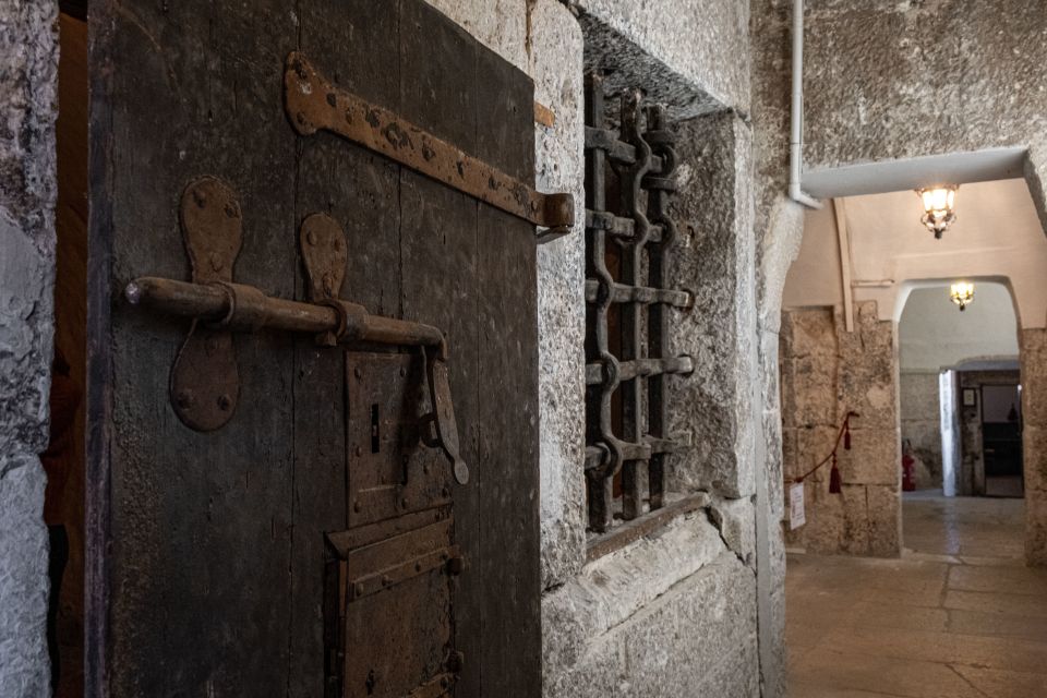 Venice: Lords of the Night Prison’s Palace Cells & Tortures - The torture rooms: morbid artifacts, explained in context