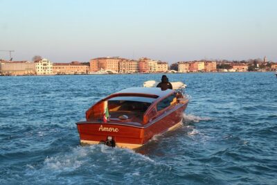 Venice Marco Polo Airport Link Arrival Transfer - Boarding reality: wait up to 30 minutes and keep your expectations flexible