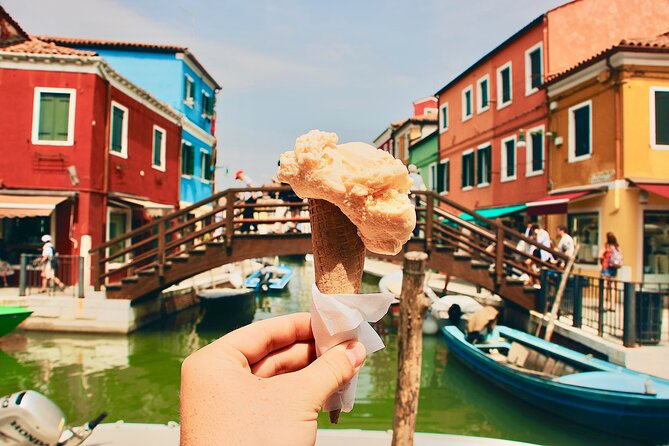 Venice: Murano & Burano Islands Tour with Optional Torcello Stop - Burano’s Colorful Houses: Where the Time Feels Right