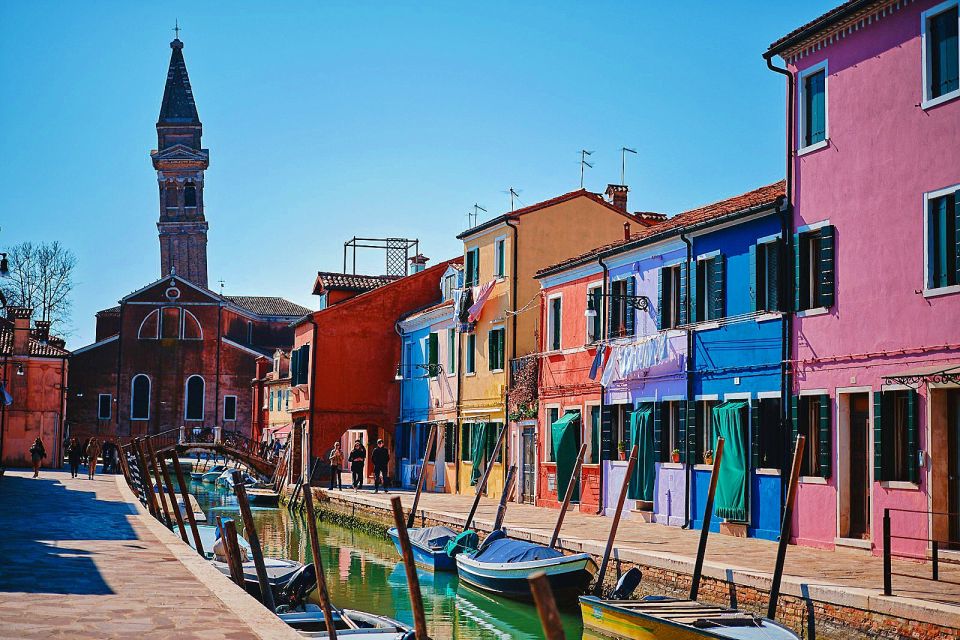 Venice: Murano & Burano Panoramic Boat Tour w/ Glassblowing - Burano’s Color Streets: Lace, Fishermen’s Homes, and Time to Wander
