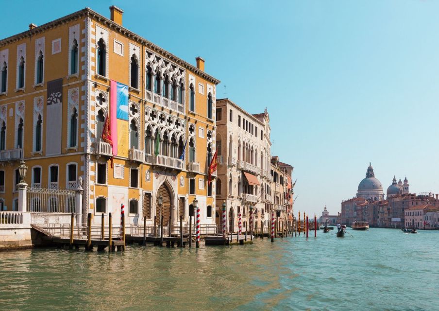 Venice: Private Gondola Cruise for up to 5 Passengers - Key Things to Know Before You Go