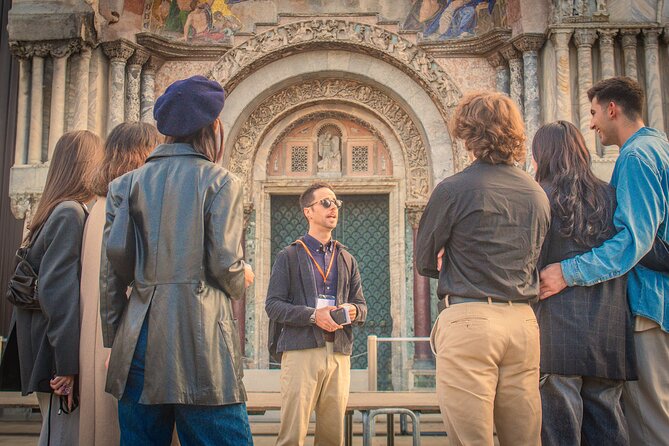 Venice Saint Mark's Basilica afternoon guided tour - Guide Style: Passion Helps You Read the Art