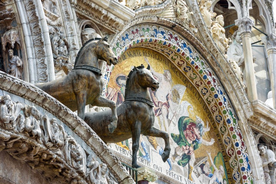 Venice: St Mark’s Basilica and Doge’s Palace Private Tour - The Bridge of Sighs and the Prison Complex: The Day Takes a Dark Turn