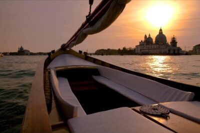 Venice Sunset Cruise by Typical Venetian Boat with Prosecco - The Meeting Point: OspedaleFondamenta Nuove and Why Timing Matters