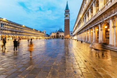 Venice: The Ghost & Legends Walking Tour - Castello at Night: Doges, Noble Families, and Political Intrigue