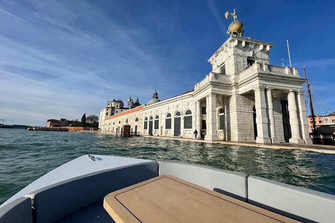 Venice: The Hidden Canals on an Electric Boat - Who should book this electric canal cruise?
