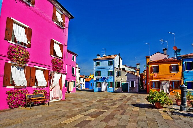 Venice Trilogy: Murano, Burano & Torcello by Lagoon Boat - Boat ride reality: noise, timing, and staying oriented