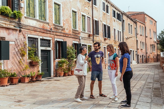 Withlocals Venice Away from the Crowds PRIVATE Tour with a Local Expert - Stop 2: Ca’ Zenobio degli Armeni and Palazzo Zenobio’s Late Baroque Courtyard